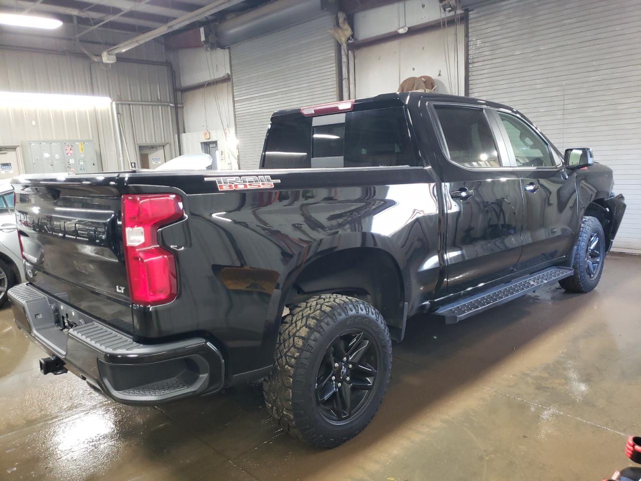 Obraz 3 z 2019 CHEVROLET SILVERADO K1500 LT TRAIL BOSS 2019 z VIN 3GCPYFED9KG233654