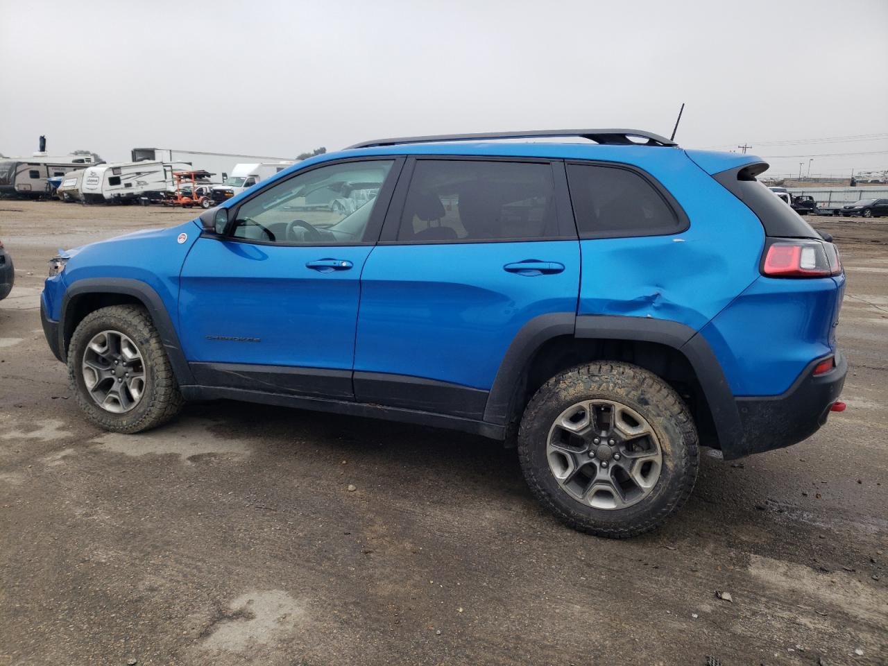 Image 2 of 2019 JEEP CHEROKEE TRAILHAWK 2019 with VIN 1C4PJMBNXKD158014