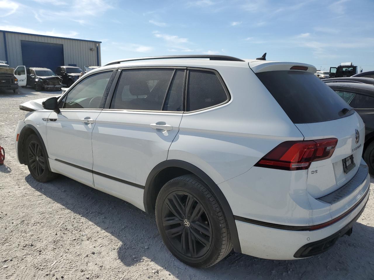 Image 2 of 2022 VOLKSWAGEN TIGUAN SE R-LINE BLACK 2022 with VIN 3VVCB7AX0NM040077