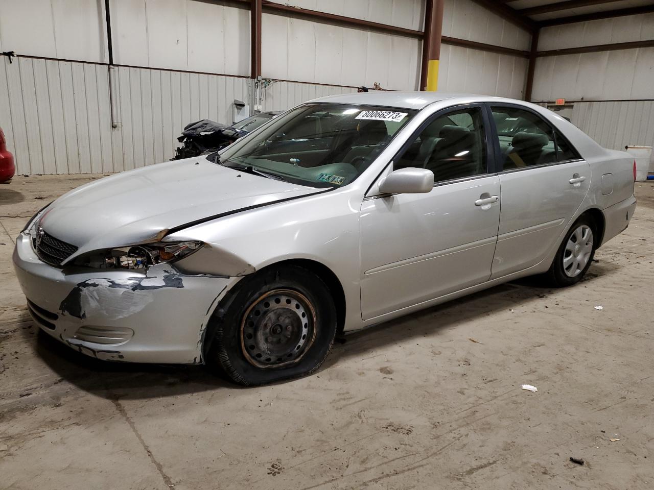 Изображение 1 2003 TOYOTA CAMRY LE 2003 с VIN 4T1BE32KX3U650702