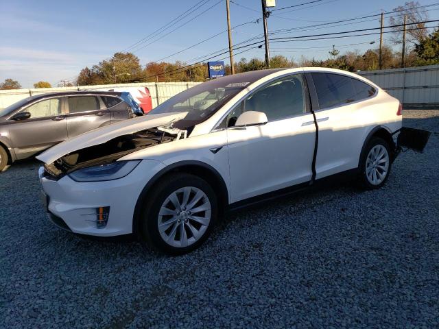 Obraz 2020 TESLA MODEL X  2020