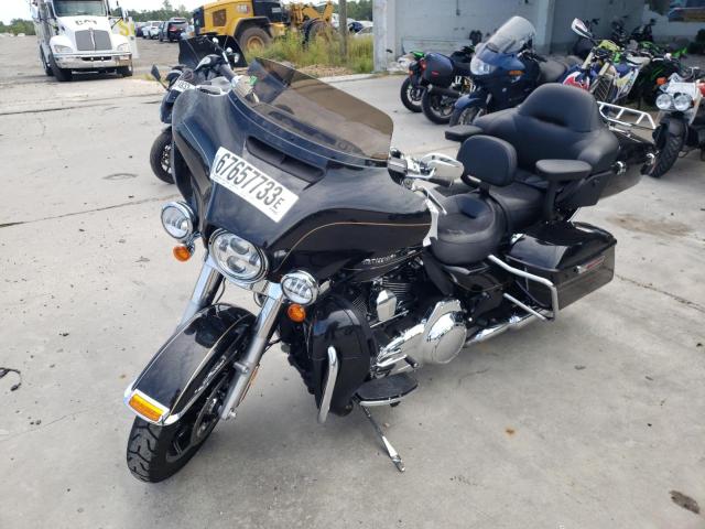 Image 2 of 2016 HARLEY-DAVIDSON FLHTKL ULTRA LIMITED LOW 2016 with VIN 1HD1KKL11GB676467