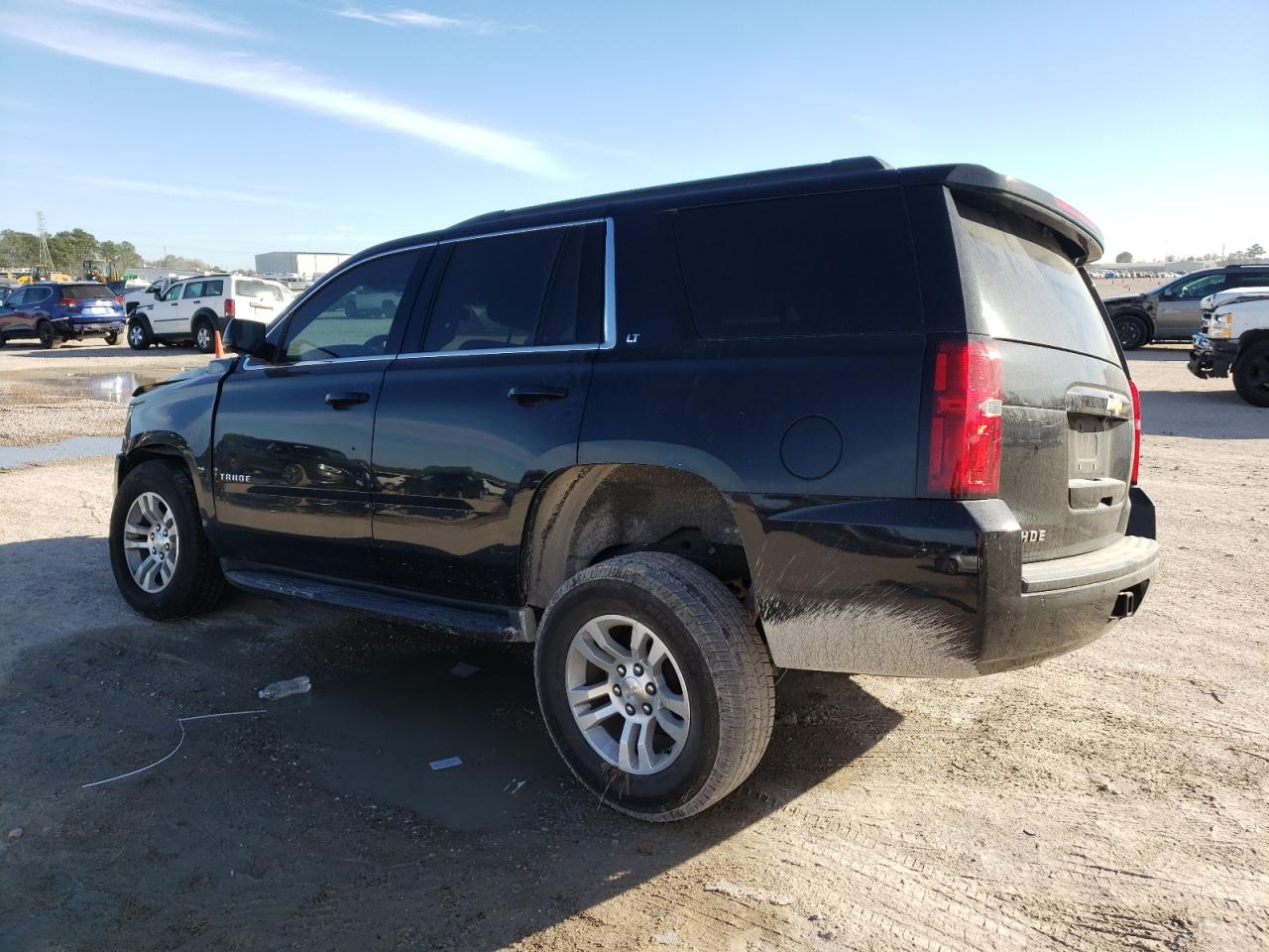 Image 2 of 2019 CHEVROLET TAHOE C1500 LT 2019 with VIN 1GNSCBKC0KR389070