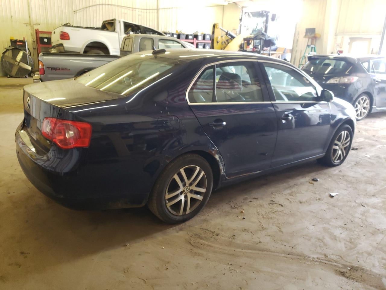 Obraz 3 z 2006 VOLKSWAGEN JETTA 2.5 OPTION PACKAGE 1 2006 z VIN 3VWSF71K36M720721