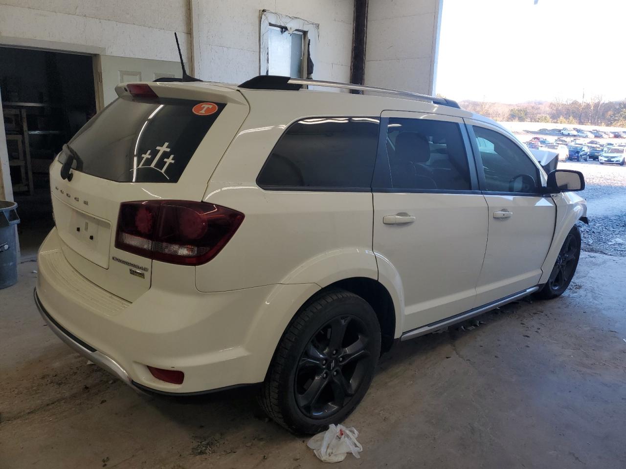 Image 3 of 2019 DODGE JOURNEY CROSSROAD 2019 with VIN 3C4PDCGG7KT778518