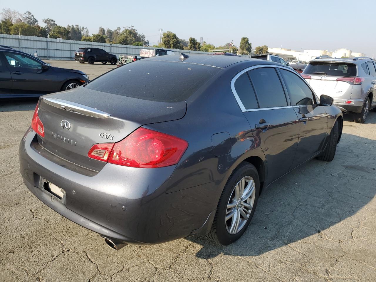 Obraz 3 z Infiniti G37 2010 z VIN JN1CV6AR0AM252049