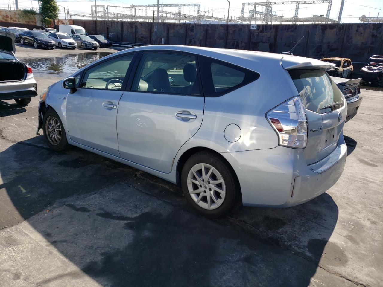 Изображение 2 2013 TOYOTA PRIUS V  2013 с VIN JTDZN3EU4D3259312