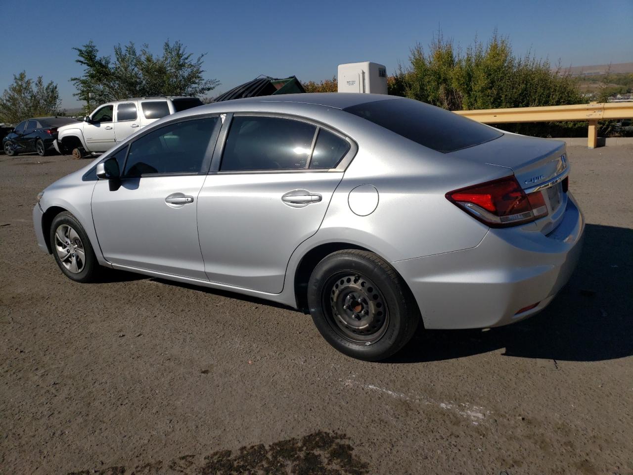 Obraz 2 z 2013 HONDA CIVIC LX 2013 z VIN 2HGFB2F57DH555940