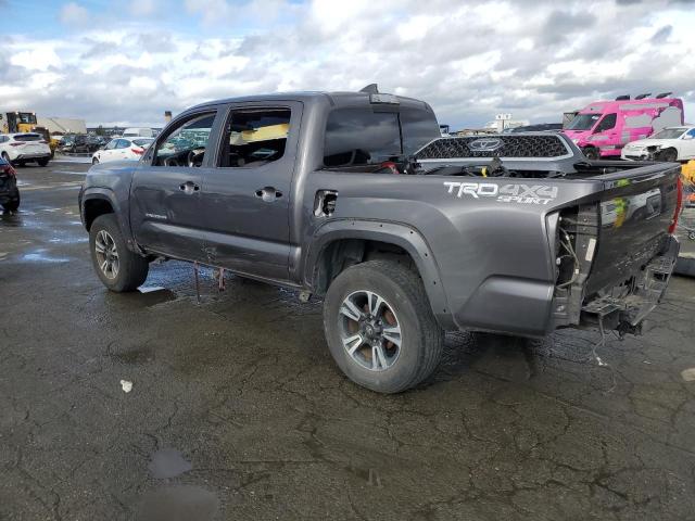 Obraz 2 z 2018 TOYOTA TACOMA DOUBLE CAB 2018 z VIN 5TFCZ5ANXJX123372