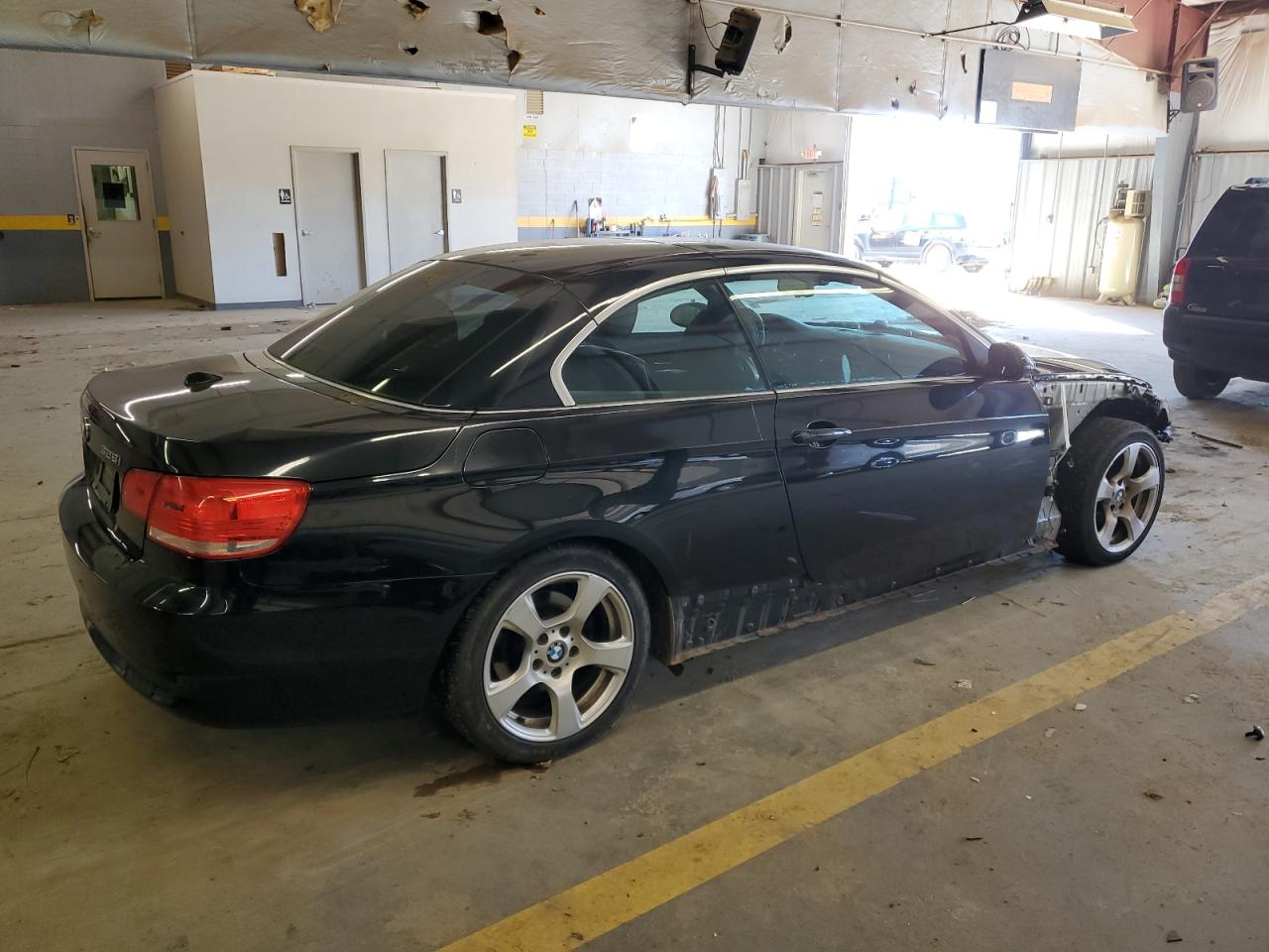 Obraz 3 z 2007 BMW 328 I 2007 z VIN WBAWL13557PX14848