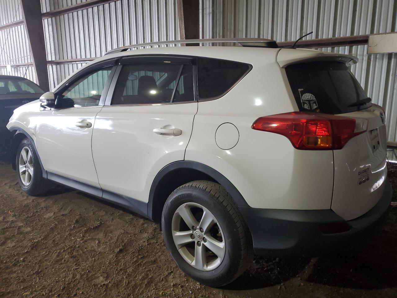 Изображение 2 2014 TOYOTA RAV4 XLE 2014 с VIN 2T3WFREV2EW107331