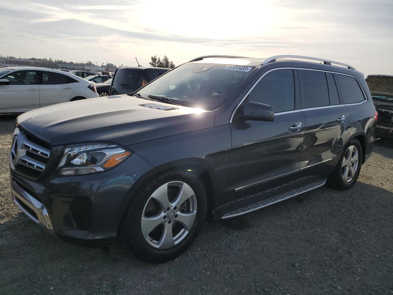 Obraz 1 z 2017 MERCEDES-BENZ GLS 450 4MATIC 2017 z VIN 4JGDF6EE3HA746905