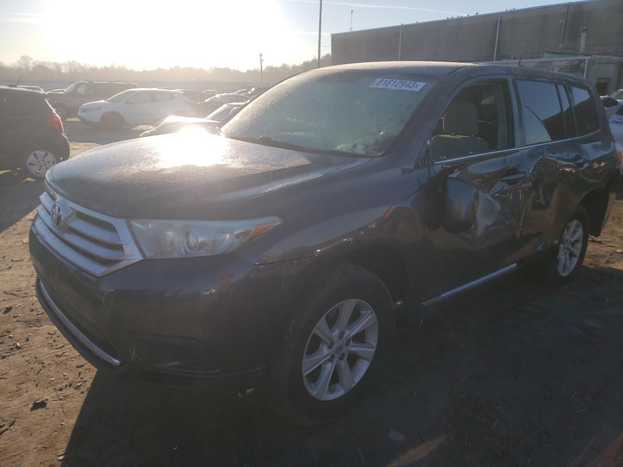 Изображение 2013 TOYOTA HIGHLANDER BASE 2013