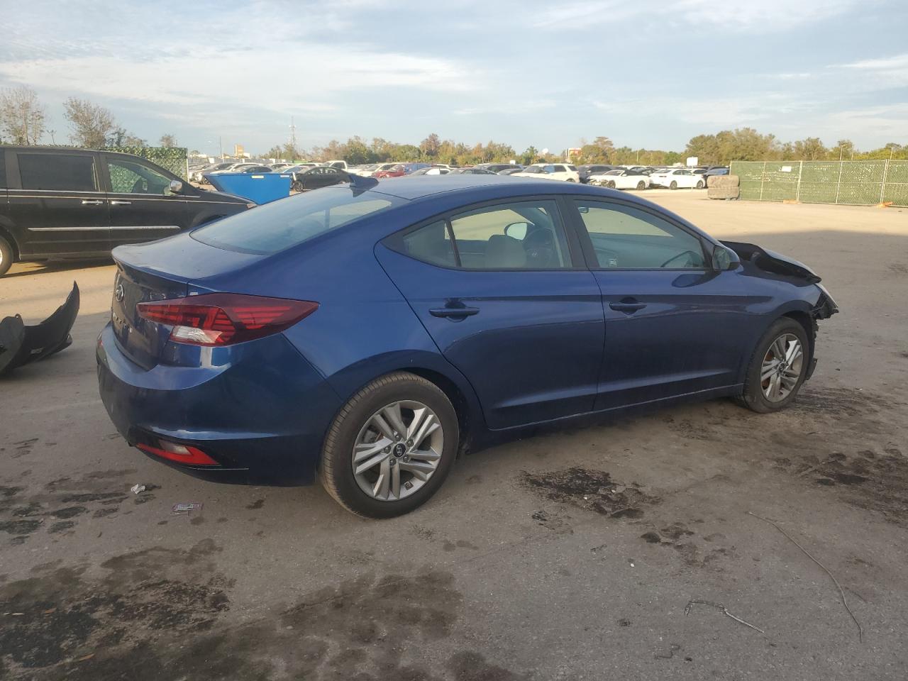 Obraz 3 z 2020 HYUNDAI ELANTRA SEL 2020 z VIN 5NPD84LF8LH573124