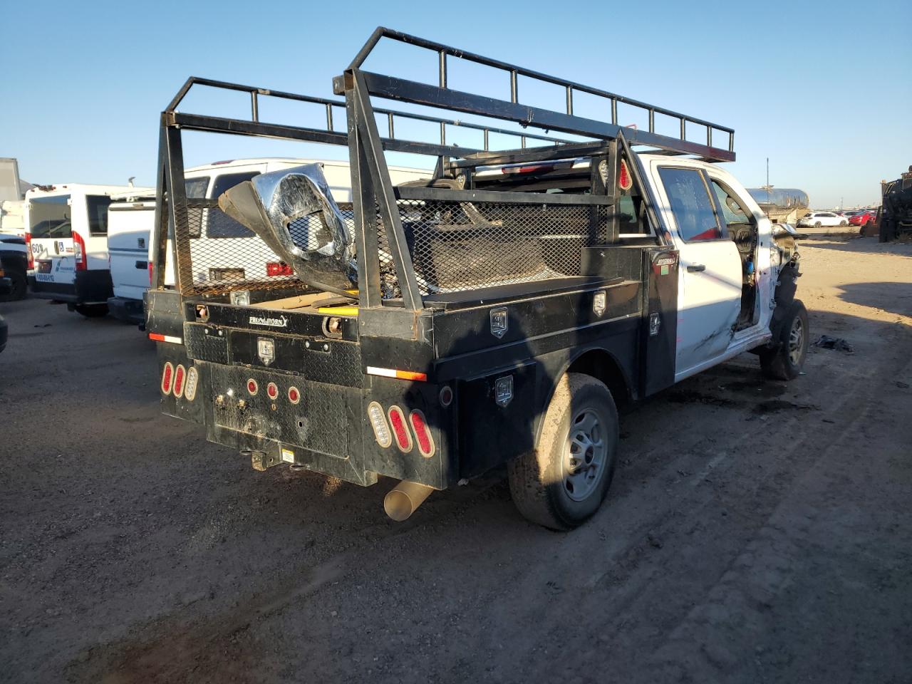 Image 3 of 2021 GMC SIERRA K2500 HEAVY DUTY 2021 with VIN 1GT49LEY0MF129155