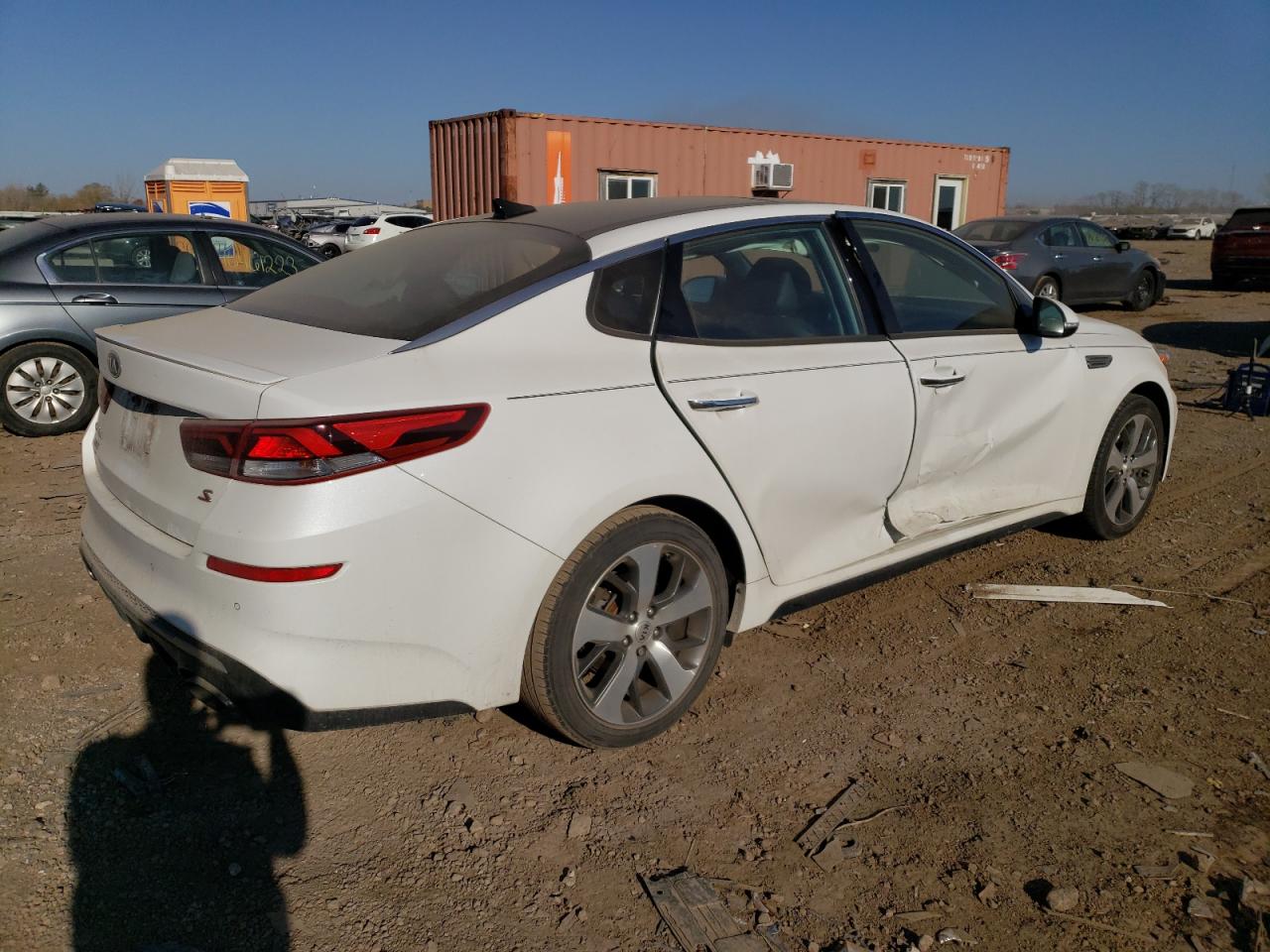 Изображение 3 2019 KIA OPTIMA LX 2019 с VIN 5XXGT4L33KG288455