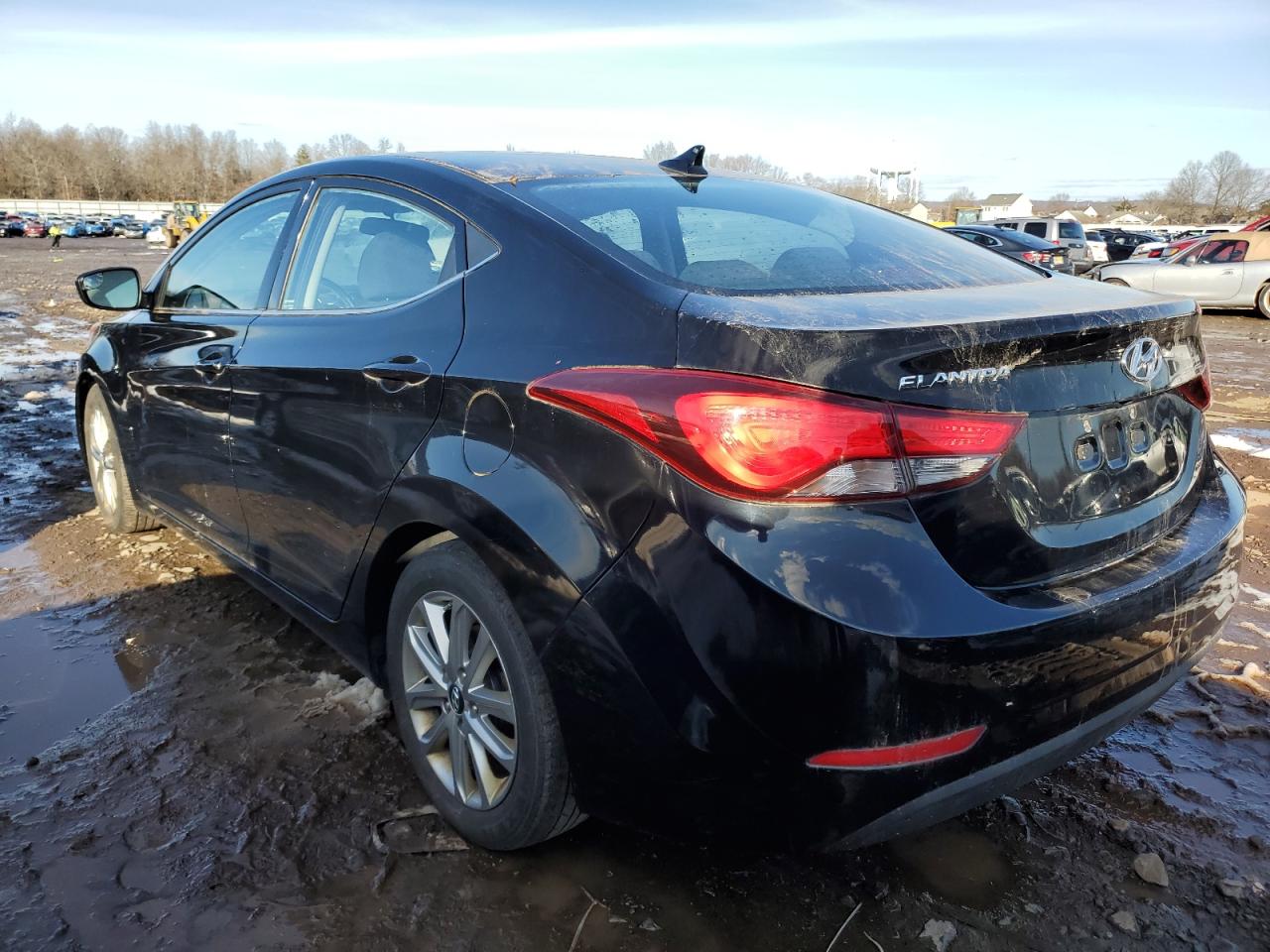 Image 2 of 2015 HYUNDAI ELANTRA SE 2015 with VIN KMHDH4AE9FU235912