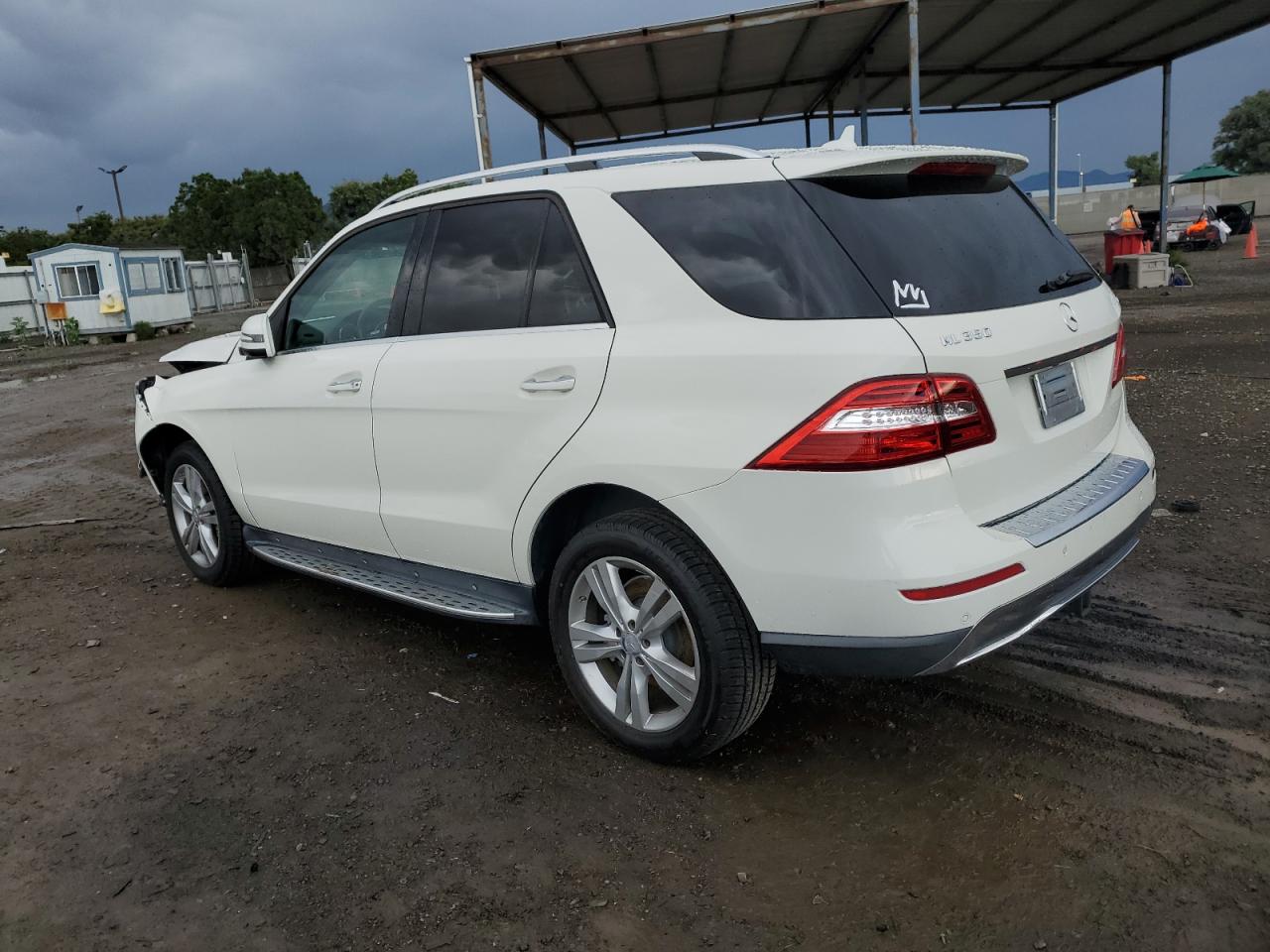 Obraz 2 z 2013 MERCEDES-BENZ ML 350 4MATIC 2013 z VIN 4JGDA5HB9DA209492