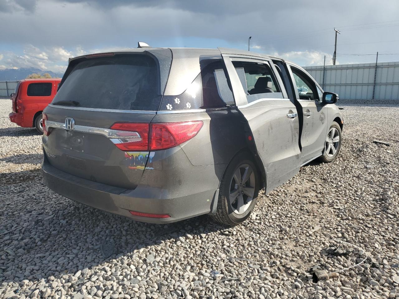 Obraz 3 z Honda Odyssey Exl 2019 z VIN 5FNRL6H70KB044099