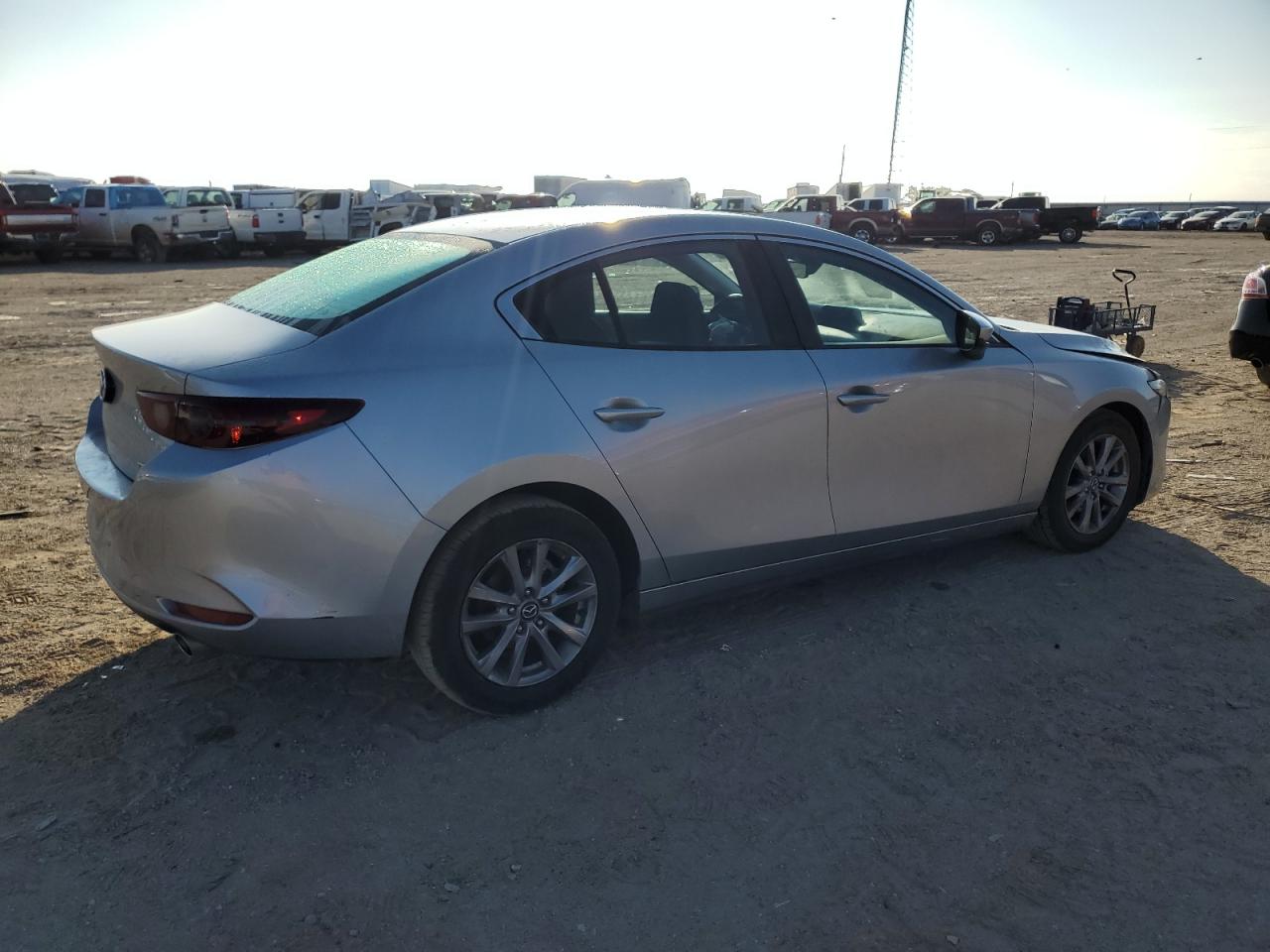 Image 3 of 2019 MAZDA 3  2019 with VIN 3MZBPABL3KM114539