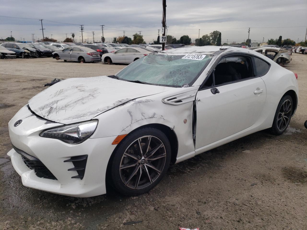 Изображение 1 2017 TOYOTA 86 BASE 2017 с VIN JF1ZNAA18H9704000