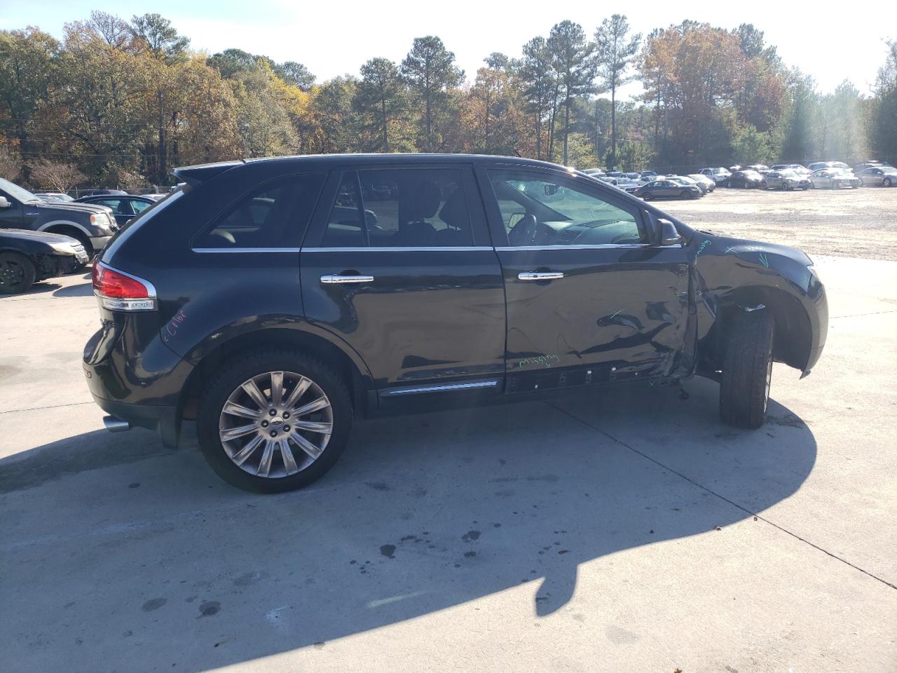 Image 3 of 2014 LINCOLN MKX  2014 with VIN 2LMDJ6JK4EBL16511