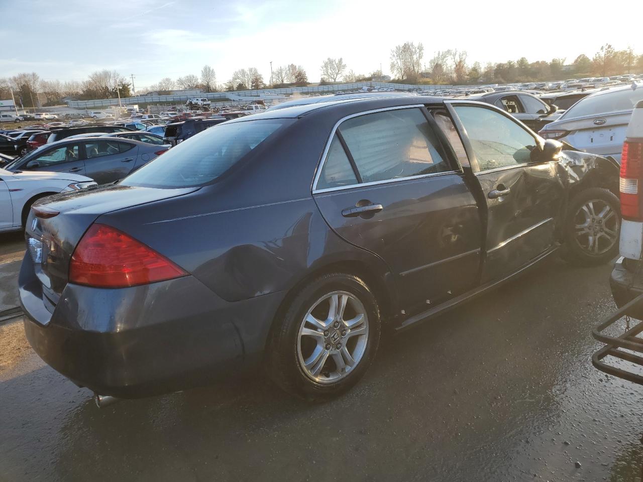Изображение 3 2006 HONDA ACCORD SE 2006 с VIN 1HGCM56306A126766