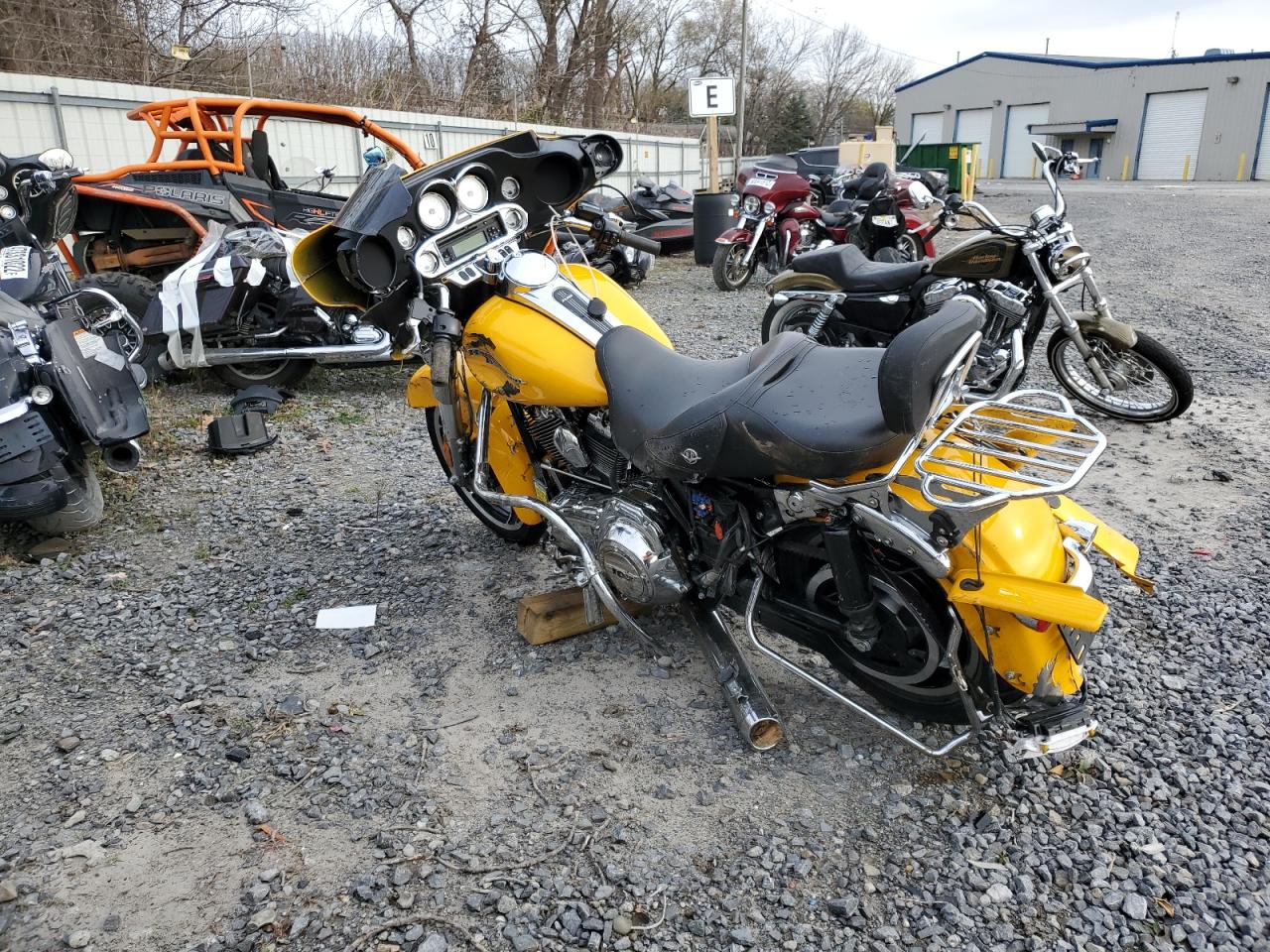 Image 3 of 2013 HARLEY-DAVIDSON FLHX STREET GLIDE 2013 with VIN 1HD1KBM15DB671038
