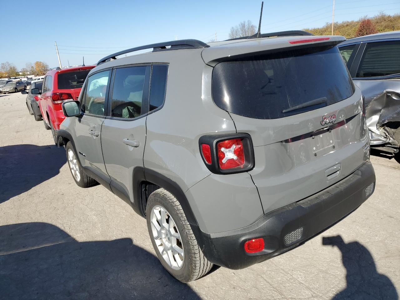 Image 2 of 2019 JEEP RENEGADE LATITUDE 2019 with VIN ZACNJABBXKPK52565