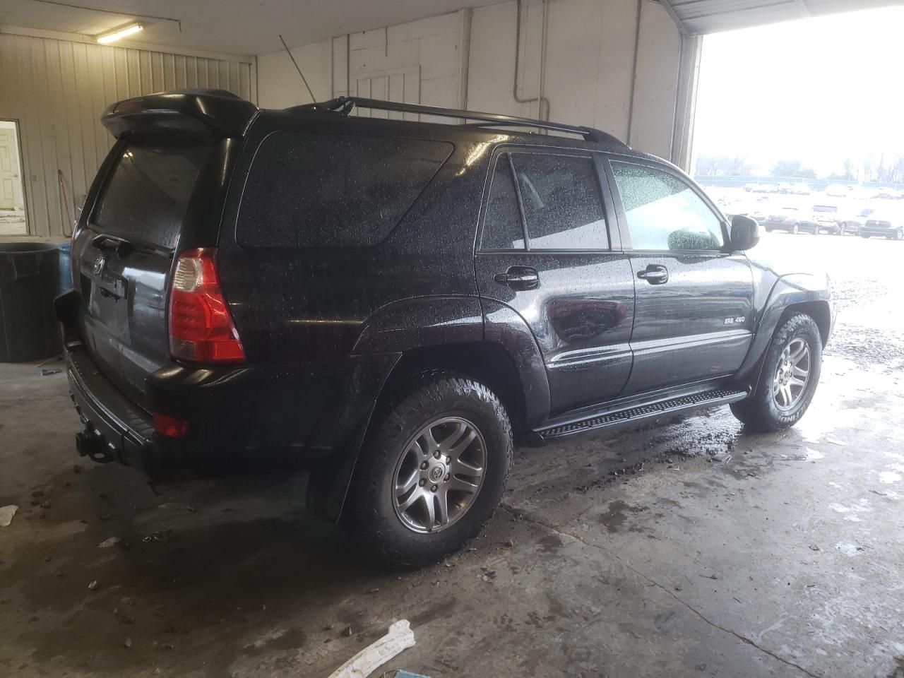Image 3 of 2005 TOYOTA 4RUNNER SR5 2005 with VIN JTEBT14R850046192