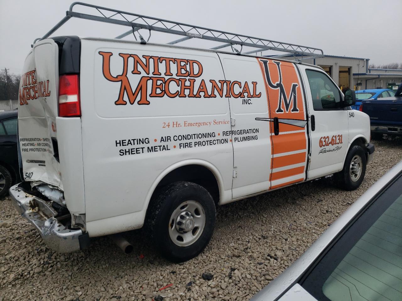 Image 3 of 2015 CHEVROLET EXPRESS G2500  2015 with VIN 1GCWGFCF1F1243554