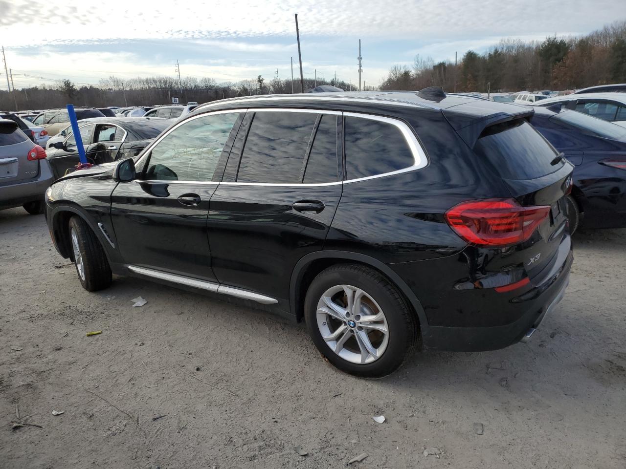 Изображение 2 2020 BMW X3 XDRIVE30I 2020 с VIN 5UXTY5C01L9D28284