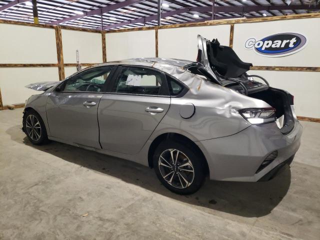 Изображение 2 2023 KIA FORTE LX 2023 с VIN 3KPF24AD8PE614129