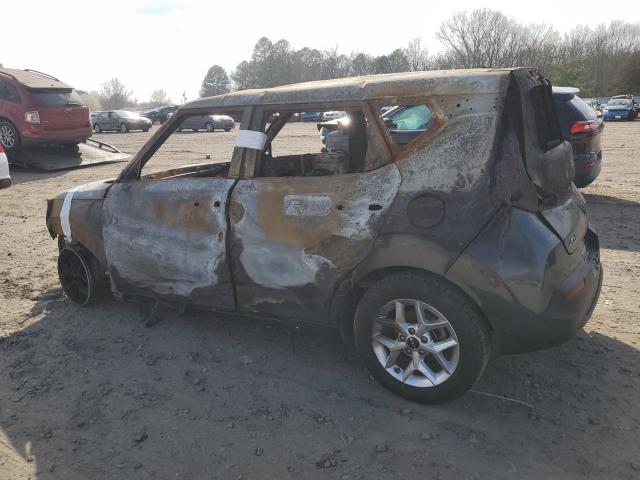 Image 2 of 2022 KIA SOUL LX 2022 with VIN KNDJ23AU7N7821774