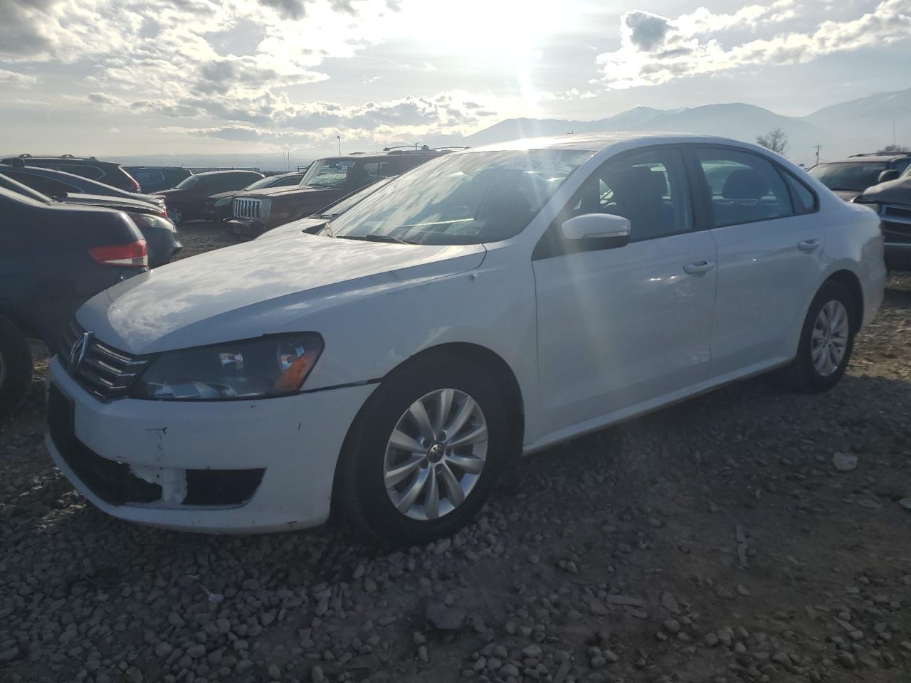 Obraz 2013 VOLKSWAGEN PASSAT S 2013