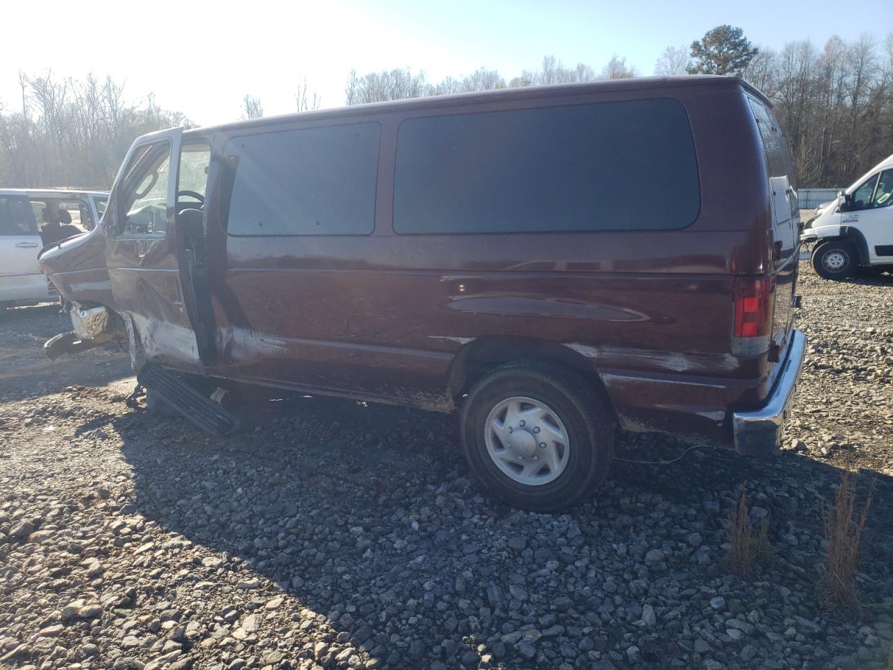 Obraz 2 z 2008 FORD ECONOLINE E350 SUPER DUTY WAGON 2008 z VIN 1FBNE31L78DA20983
