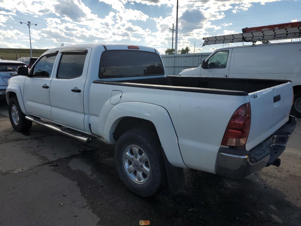 Image 2 of 2007 TOYOTA TACOMA DOUBLE CAB PRERUNNER LONG BED 2007 with VIN 5TEKU72N17Z463936