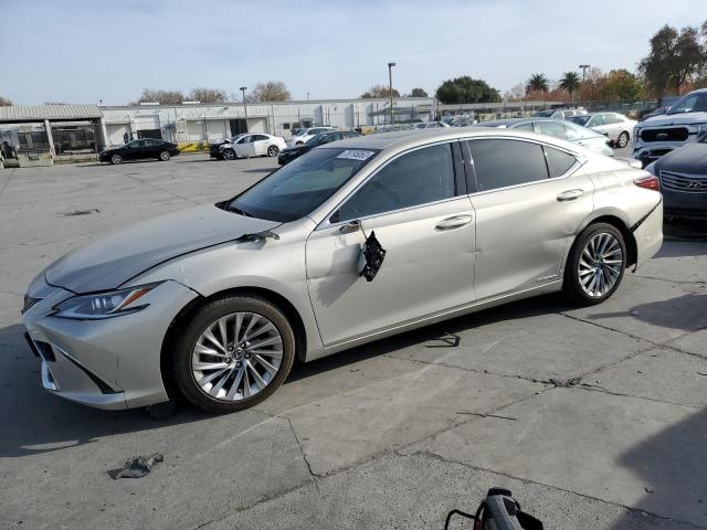 Obraz 1 z 2019 LEXUS ES 300H 2019 z VIN JTHB21B11K2002909