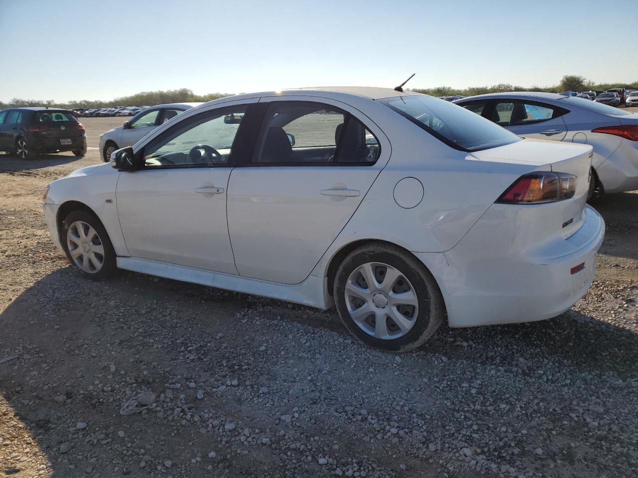 Image 2 of 2015 MITSUBISHI LANCER ES 2015 with VIN JA32U2FU1FU008613