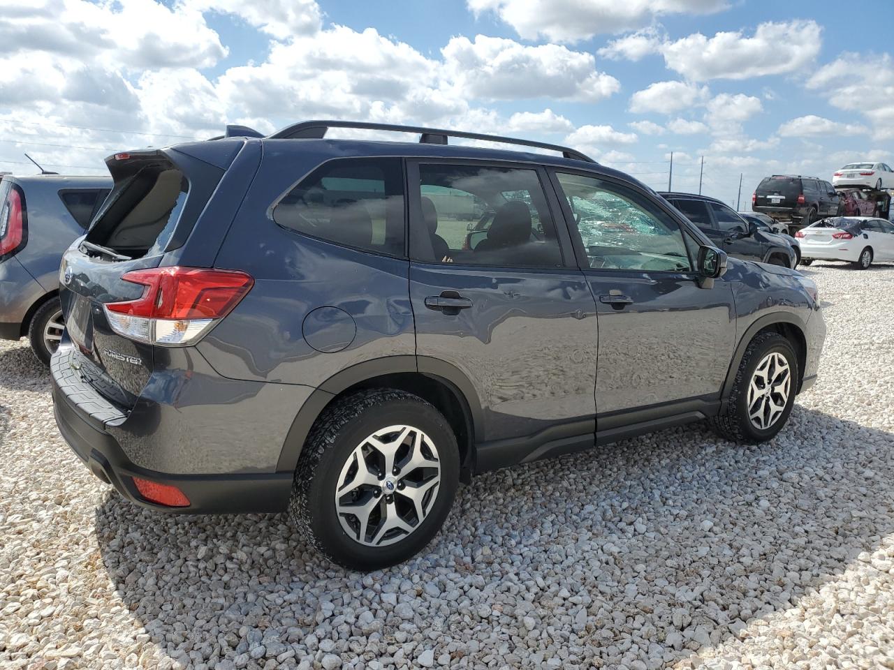 Изображение 3 2021 SUBARU FORESTER PREMIUM 2021 с VIN JF2SKAJCXMH400304