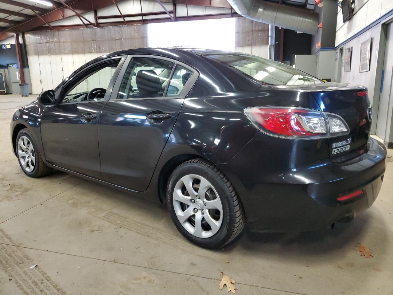 Изображение 2 2012 MAZDA 3 I 2012 с VIN JM1BL1UF3C1571758