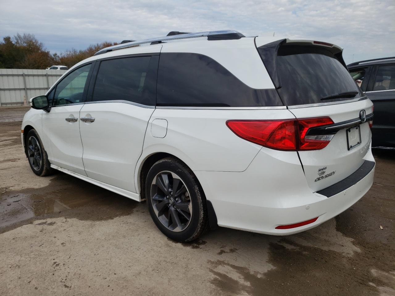 Изображение 2 2022 HONDA ODYSSEY ELITE 2022 с VIN 5FNRL6H99NB047461