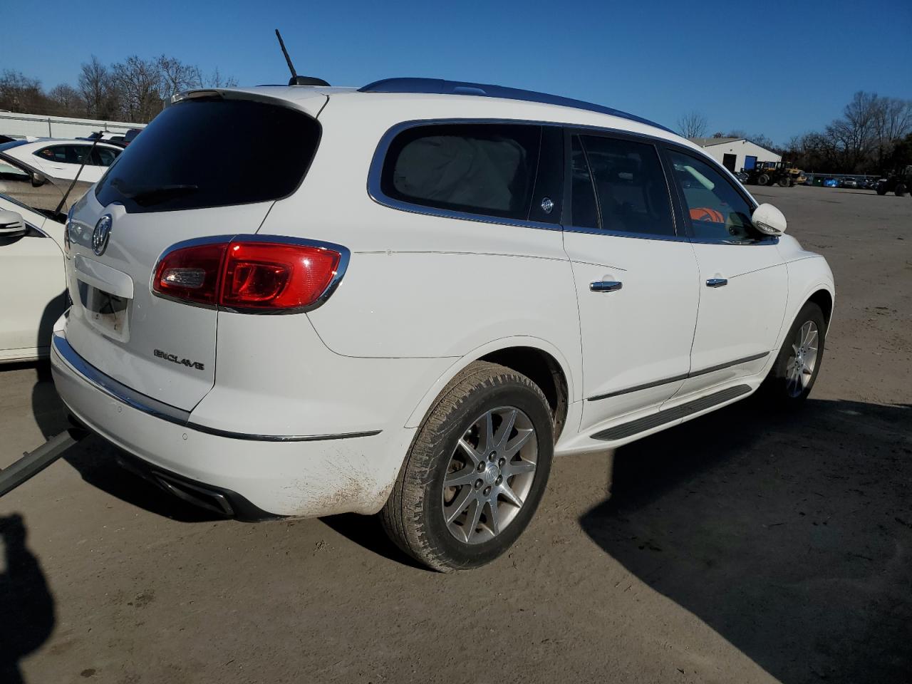 Obraz 3 z 2016 BUICK ENCLAVE  2016 z VIN 5GAKRBKD9GJ132951