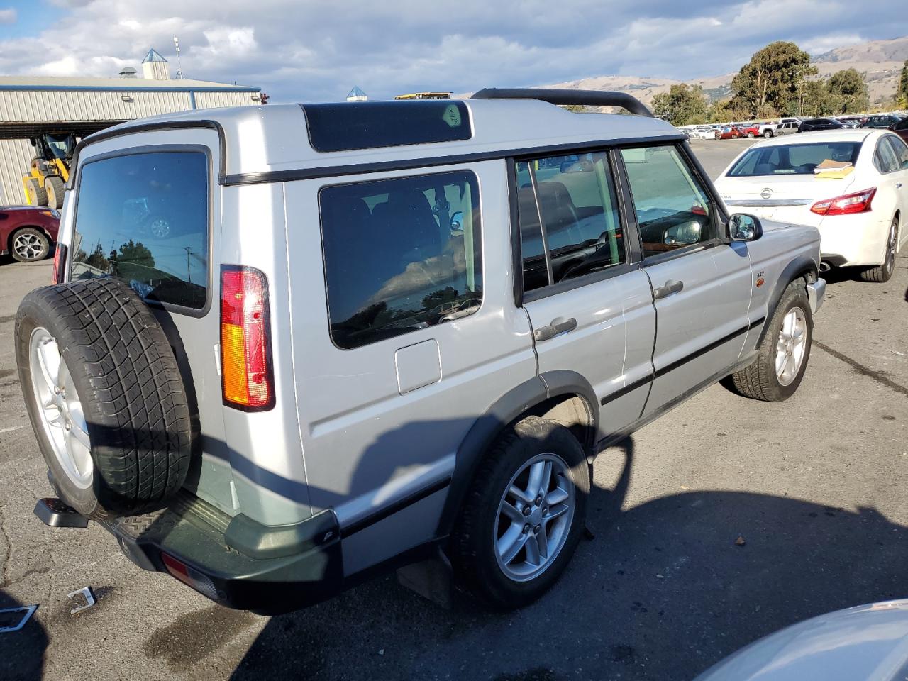 Image 3 of 2004 LAND ROVER DISCOVERY II SE 2004 with VIN SALTW19464A845144