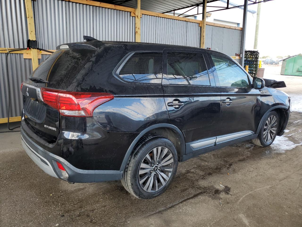 Image 3 of 2019 MITSUBISHI OUTLANDER ES 2019 with VIN JA4AD2A3XKZ015871