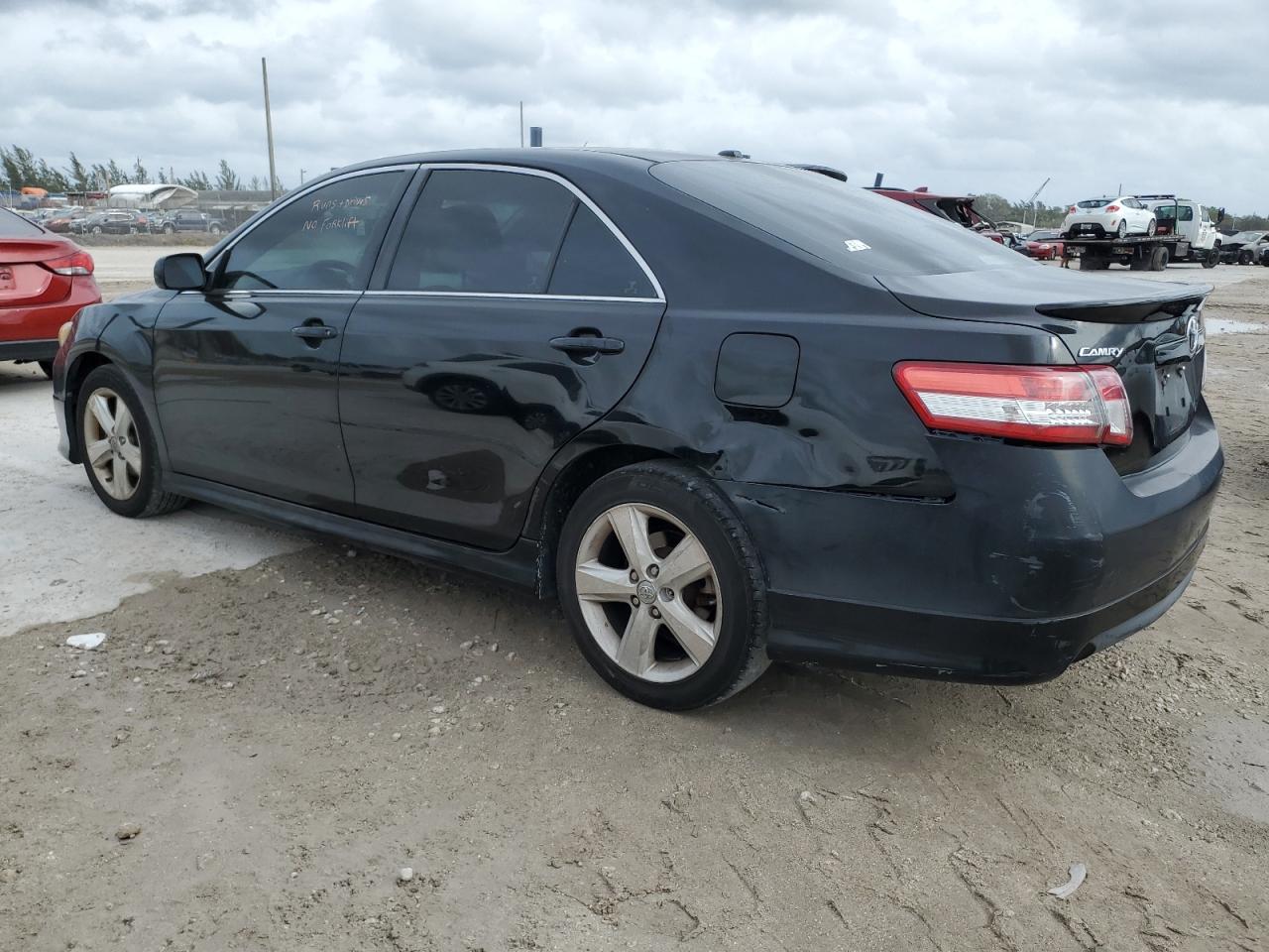 Изображение 2 2011 TOYOTA CAMRY BASE 2011 с VIN 4T1BF3EK1BU208351