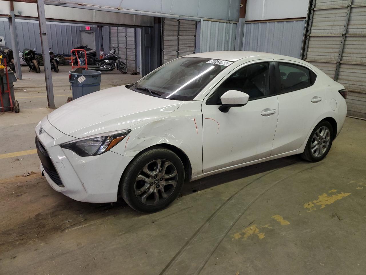 Image 1 of 2017 TOYOTA YARIS IA  2017 with VIN 3MYDLBYV9HY183454