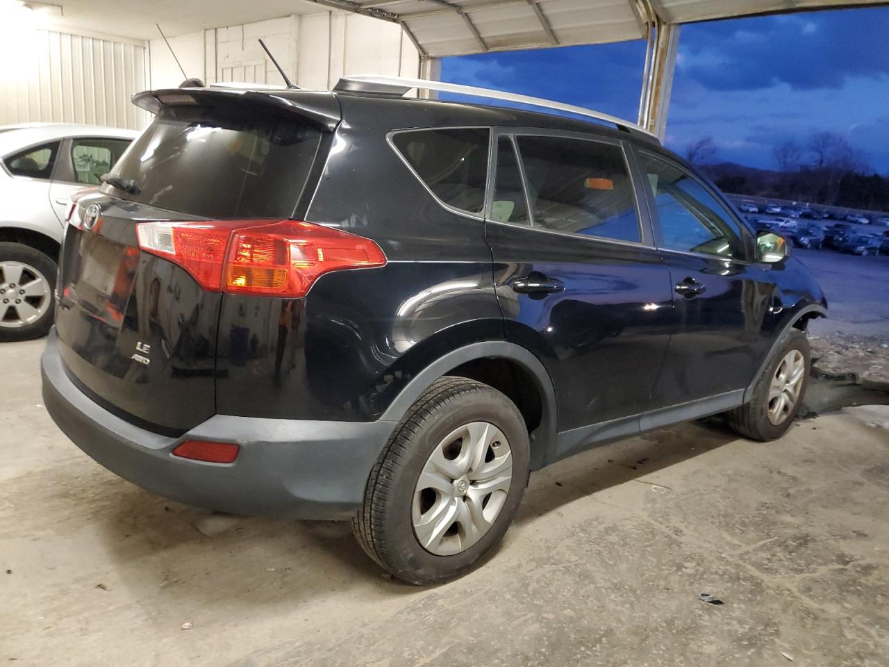 Изображение 3 2015 TOYOTA RAV4 LE 2015 с VIN 2T3BFREV7FW399090
