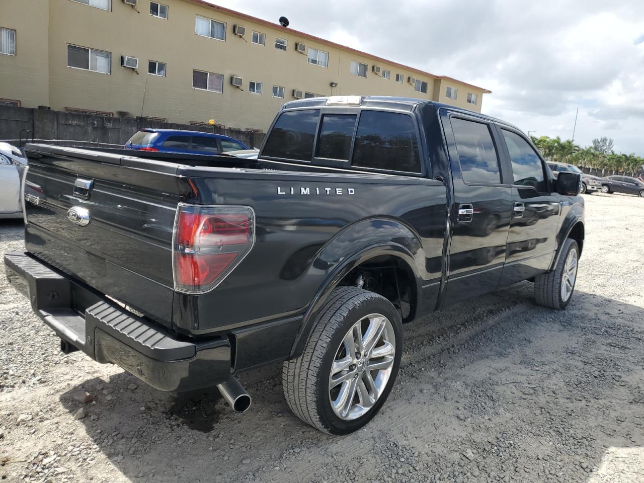 Image 3 of 2013 FORD F150 SUPERCREW 2013 with VIN 1FTFW1ET5DFD96494