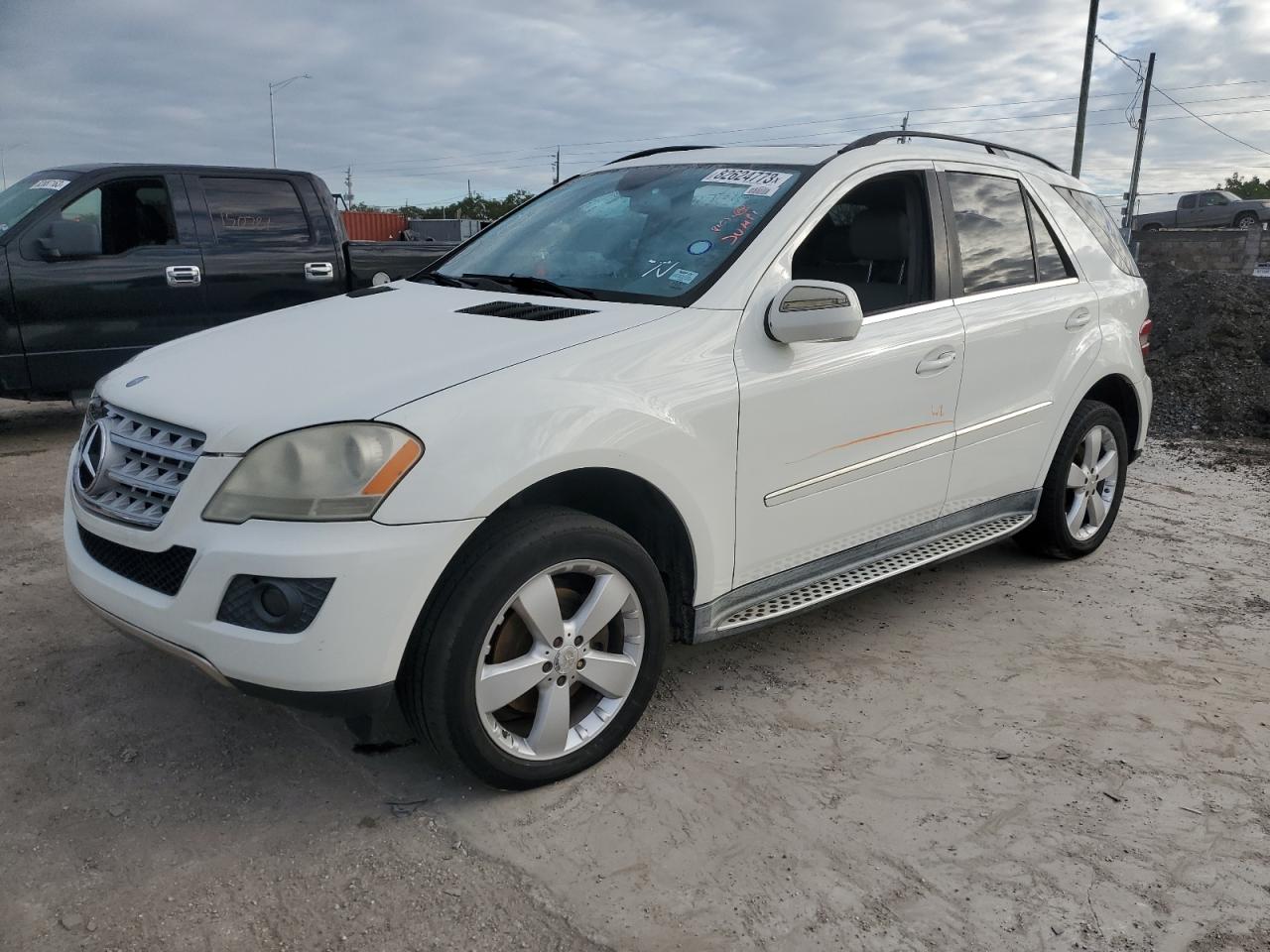 Image 1 of 2010 MERCEDES-BENZ ML 350 2010 with VIN 4JGBB5GB1AA553674